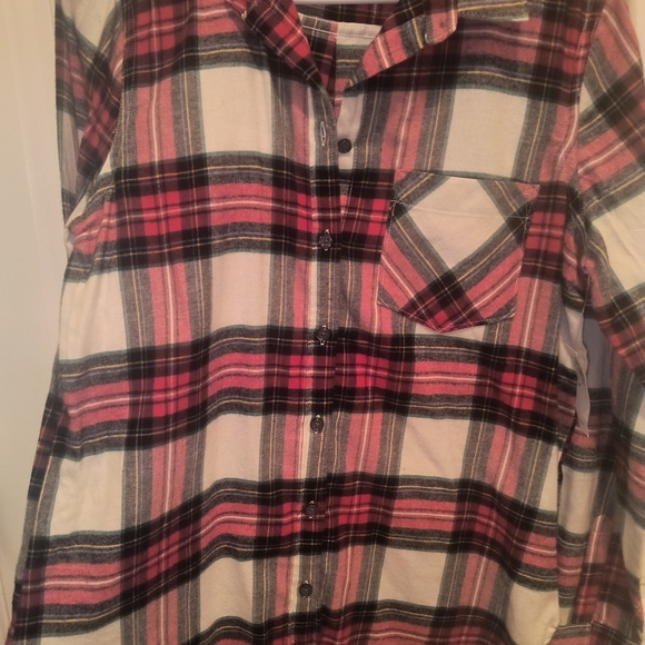 Plaid Button-Up Shirt - Picture 3 of 3